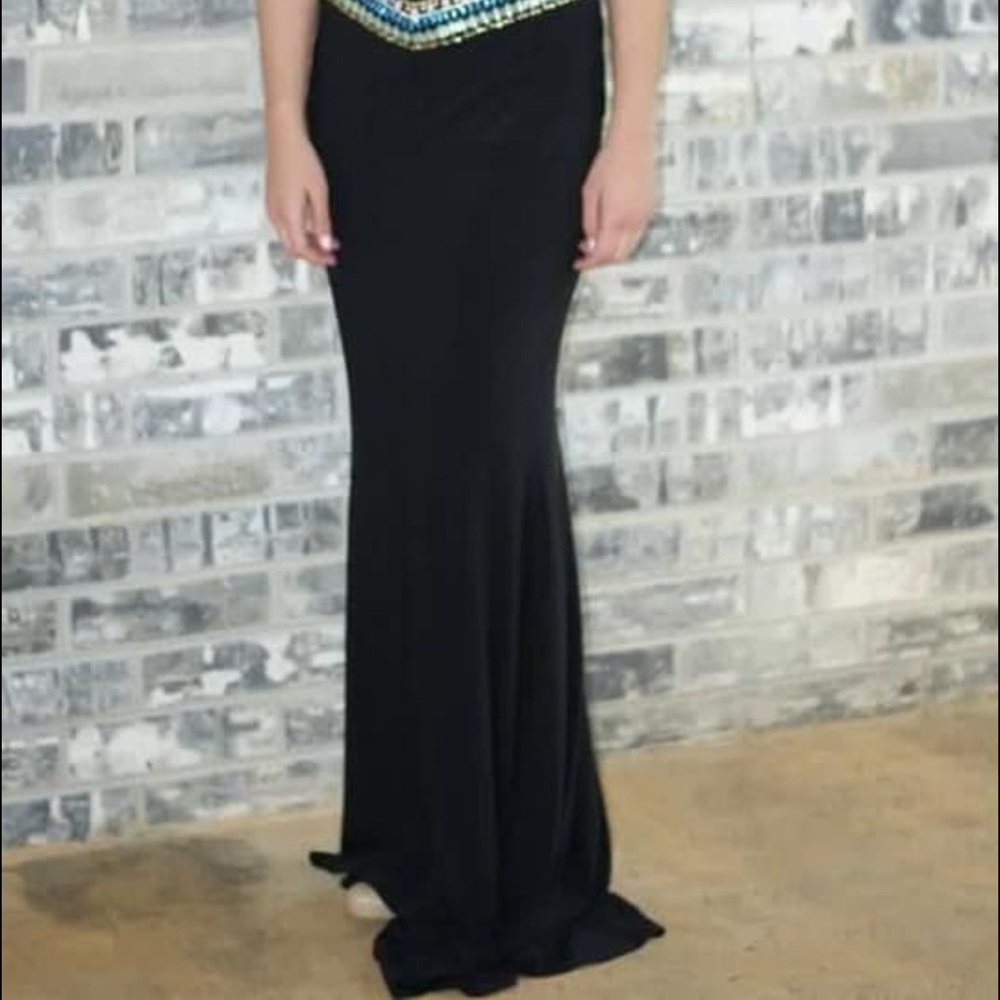 Mori Lee Formal Dress - Picture 2 of 2